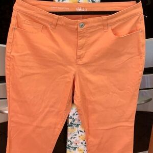 Style & Co. curvy skinny jeans in light orange / apricot color Size 14 NWT